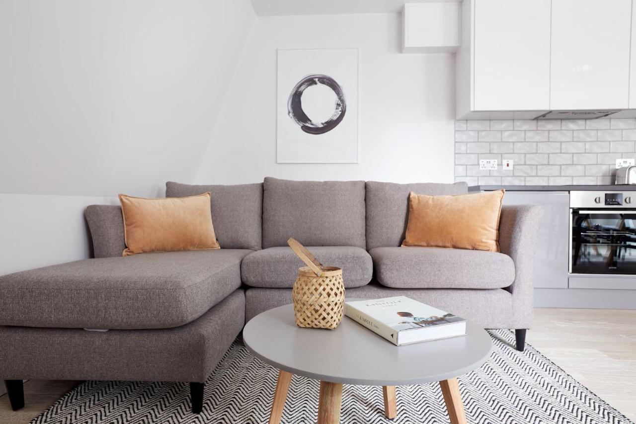 7Vh Virginia House, 31 Bloomsbury Way By City Living Londen Buitenkant foto